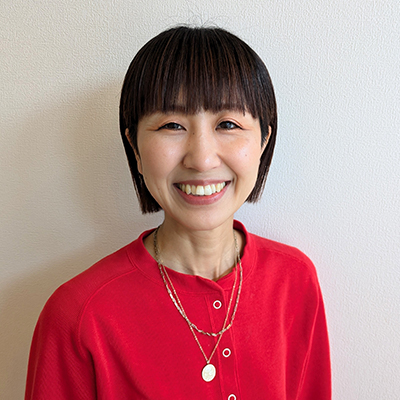 桑野 恵利華