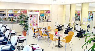 天神西通り店